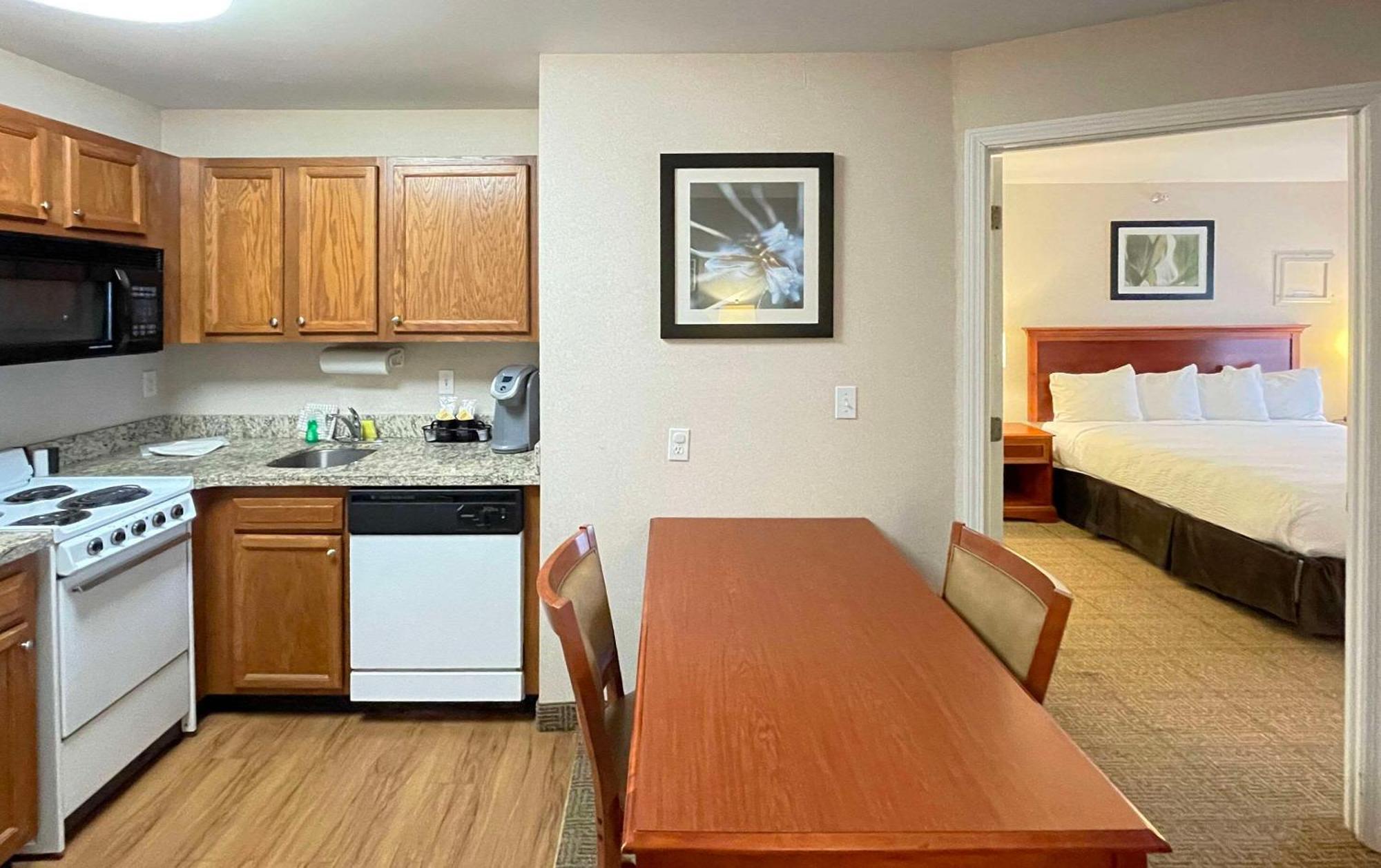 Smart Suites, Ascend Hotel Collection South Burlington Εξωτερικό φωτογραφία